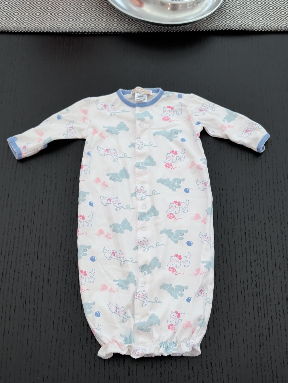 New Beaufort Bonnet Company Baby Girl Gown Puppies Kittens 3 Mo Pink Blue White